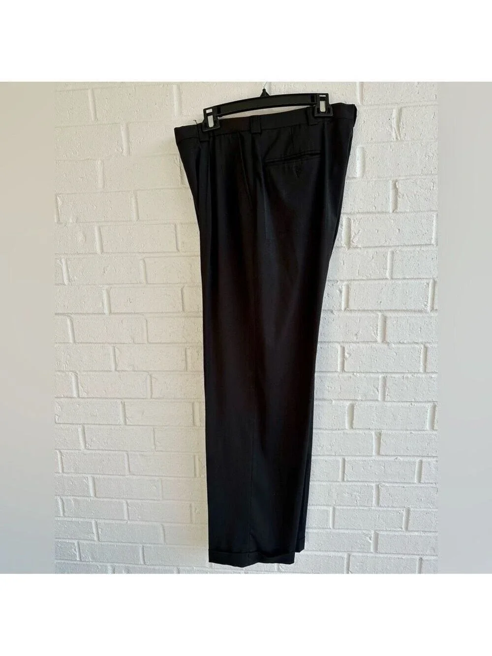 Geoffrey Beene Men’s Black Dress Pants Size 36x34 Pleats & Cuffed